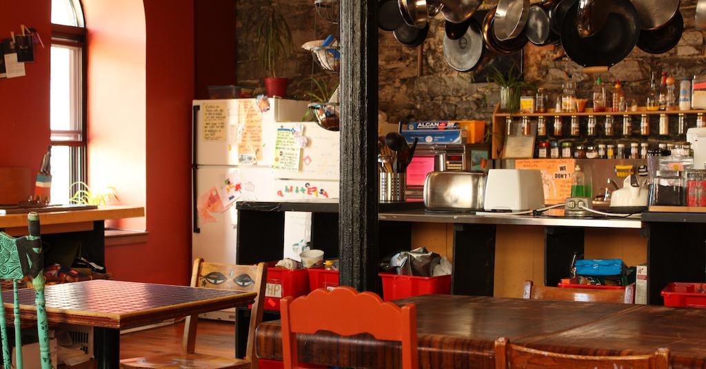 Auberge Alternative مونتريال المظهر الخارجي الصورة