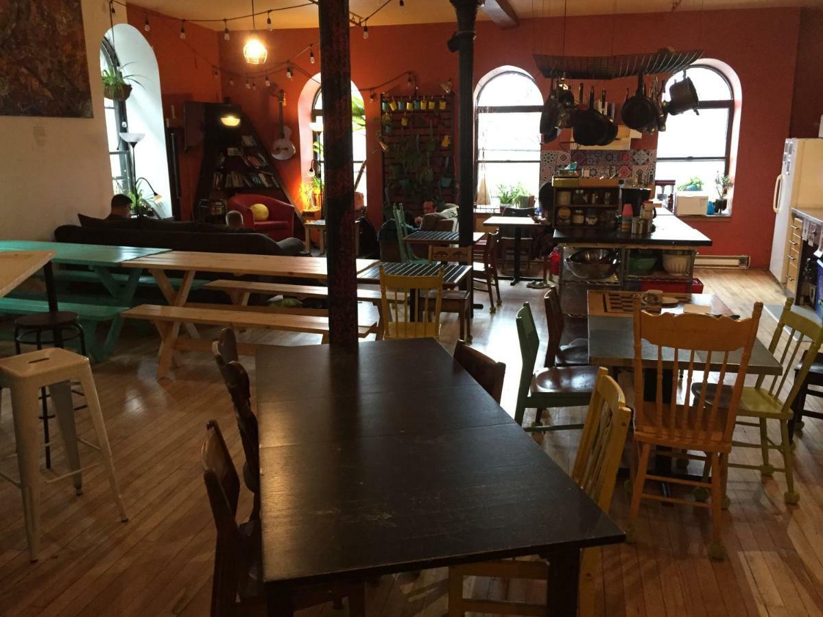 Auberge Alternative مونتريال المظهر الخارجي الصورة